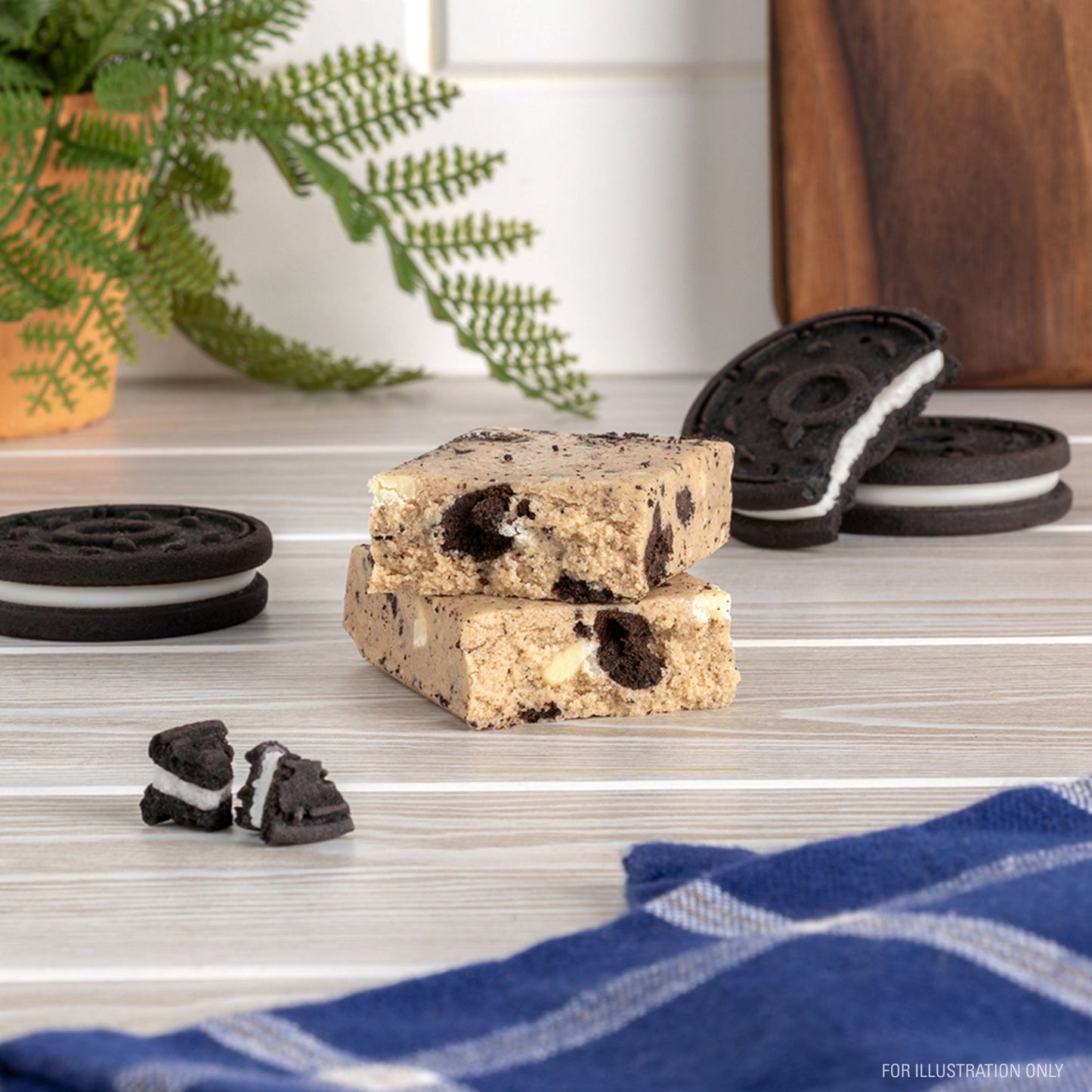 cookies-and-cream-protein-bars-u2 15807_QN_USA_ProteinBar_CAC_InterimAssetUpdate_Digital_Tabletop1.jpg